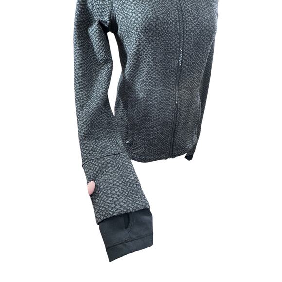 "UNDER ARMOUR" Zip Up Collar Gray Running Jacket Thumb Holes Gym Wear Workout - Picture 2 of 11